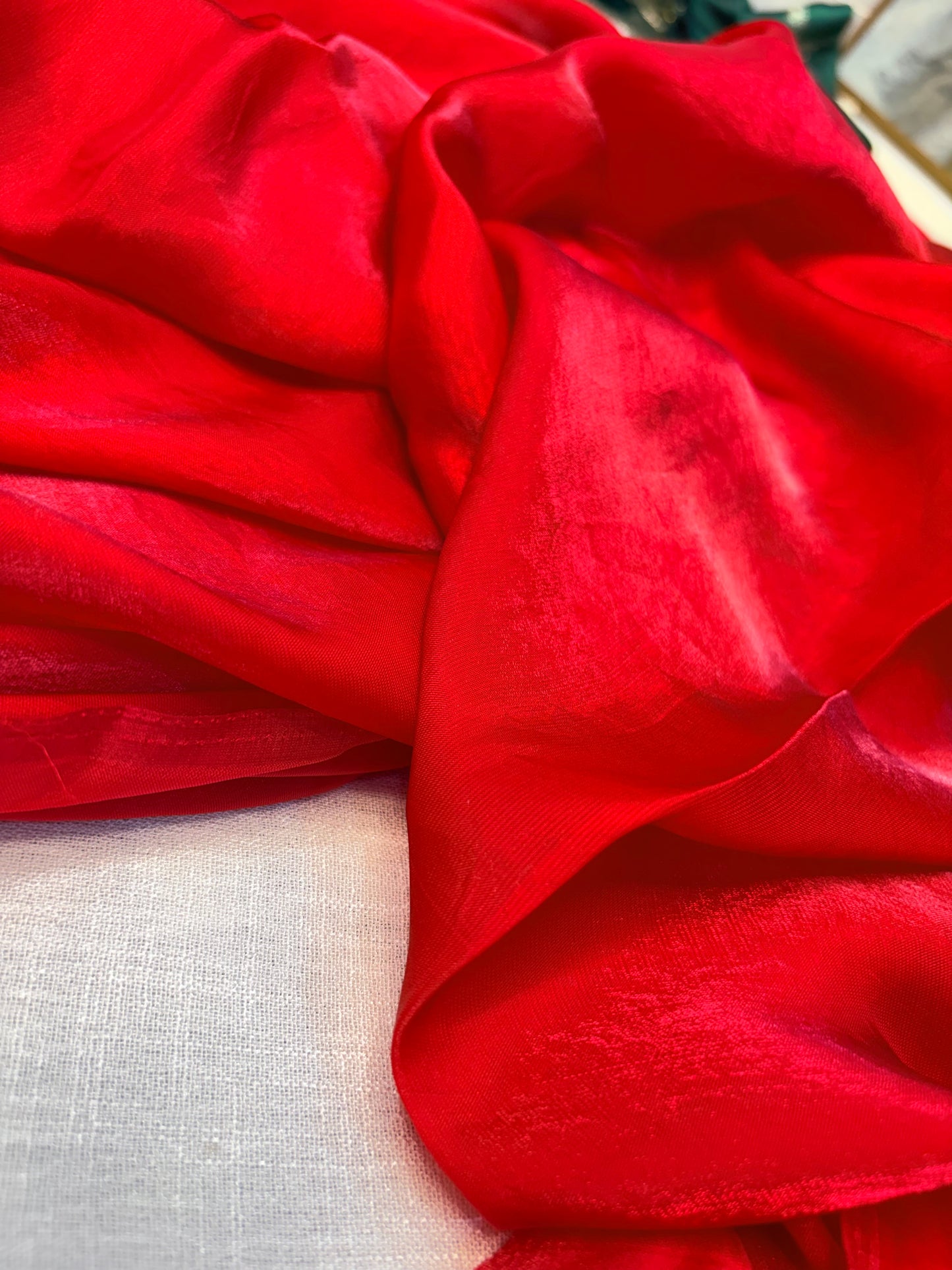 Mahira Tissue Saree (Red)