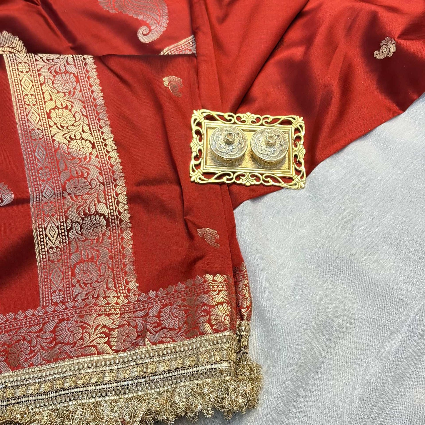 Aafreen Banarasi Silk Saree (Red)