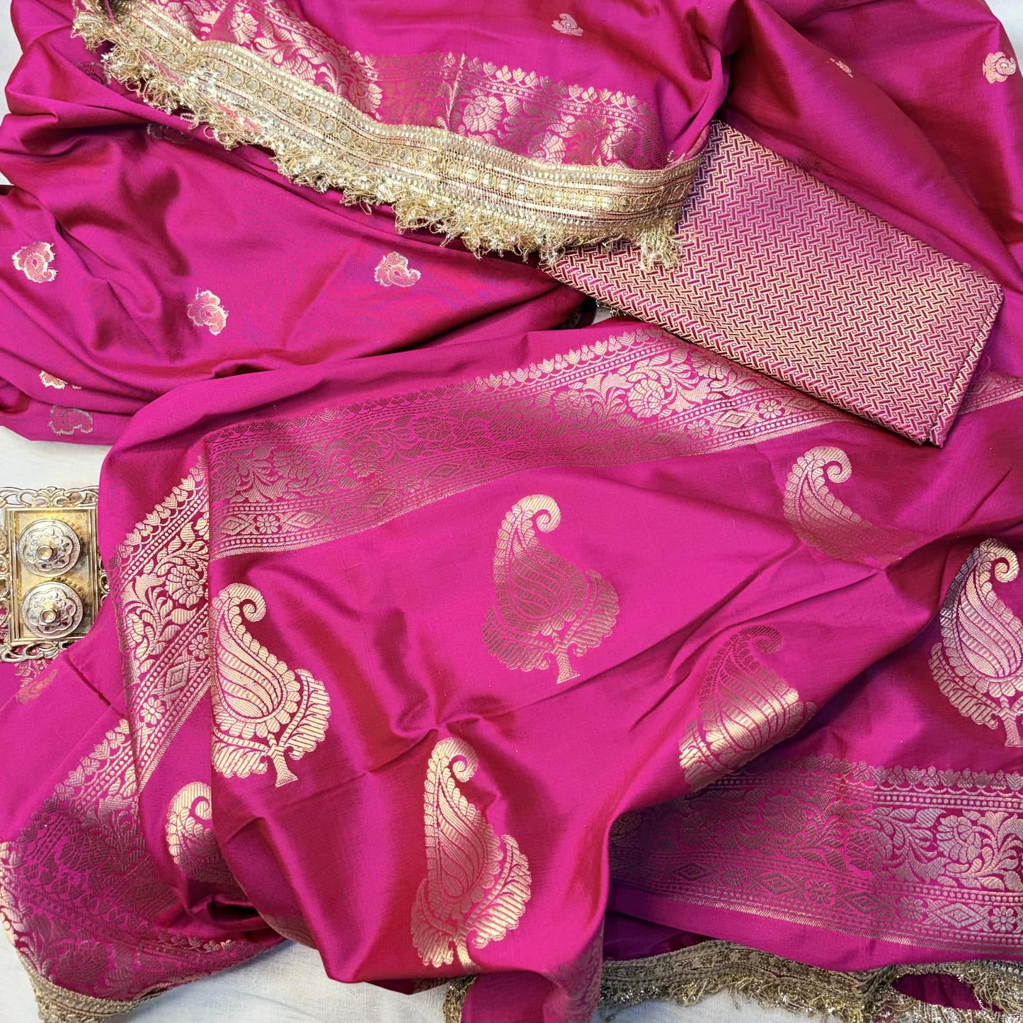 Aafreen Banarasi Silk Saree (Pink)